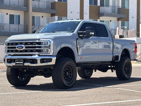 Used 2024 Ford F250 Lariat w/ Lariat Ultimate Package AWD/4WD image 10