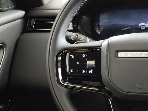 Used 2026 Land Rover Range Rover Velar Dynamic SE image 15