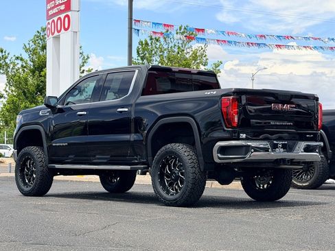 Used 2019 GMC Sierra 1500 SLT w/ SLT Premium Plus Package AWD/4WD image 38