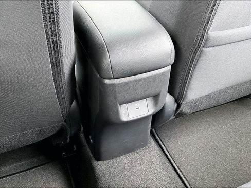 Used 2025 Nissan Versa SV w/ Trunk Package image 2