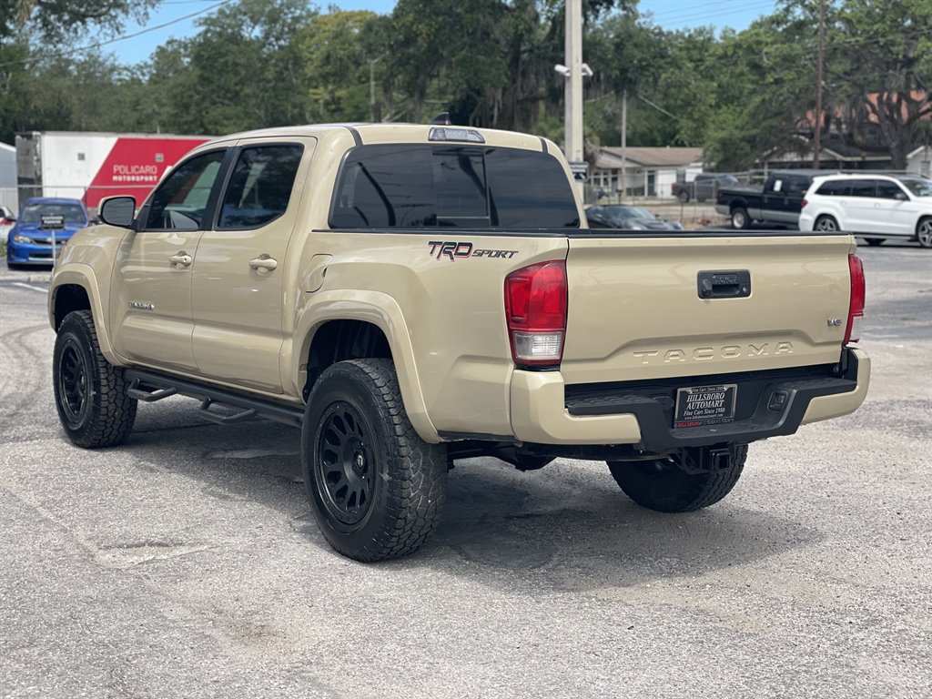 Used 2017 Toyota Tacoma TRD Sport w/ Tow Package RWD image 18