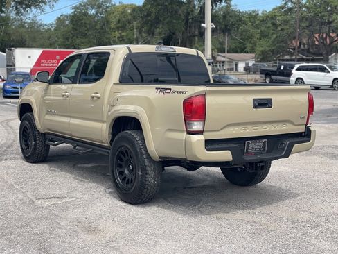 Used 2017 Toyota Tacoma TRD Sport w/ Tow Package RWD image 18