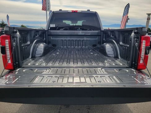 New 2026 Ford F350 Lariat w/ FX4 Off-Road Package image 10