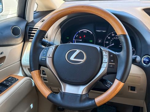 Used 2015 Lexus RX 450h AWD image 14