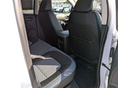 Used 2022 Chevrolet Colorado Z71 image 36