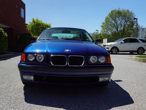 Used 1997 BMW 328i Sedan RWD image 15
