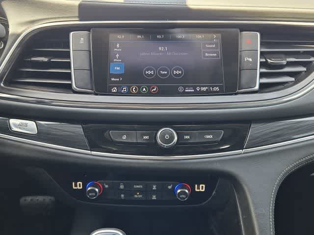 Used 2020 Buick Enclave Essence w/ Sound and Sites Package FWD image 16