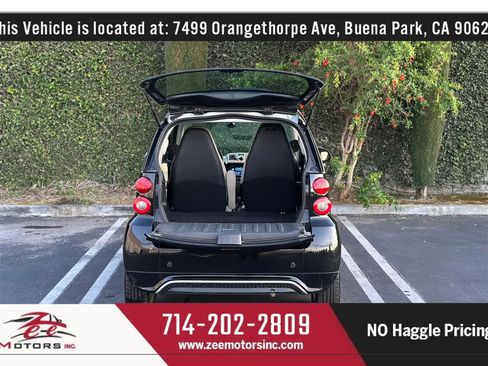 Used 2013 smart fortwo passion image 15