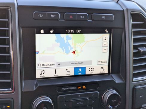 Used 2018 Ford F150 Raptor w/ Equipment Group 802A Luxury image 24