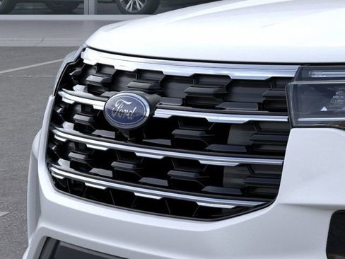 New 2026 Ford Explorer Active w/ Active Comfort Package AWD/4WD image 17