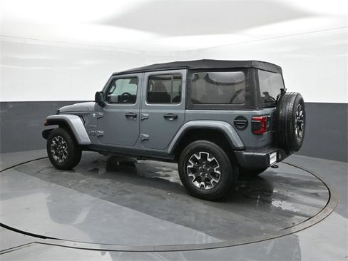 Used 2024 Jeep Wrangler Sahara w/ Technology Group image 5