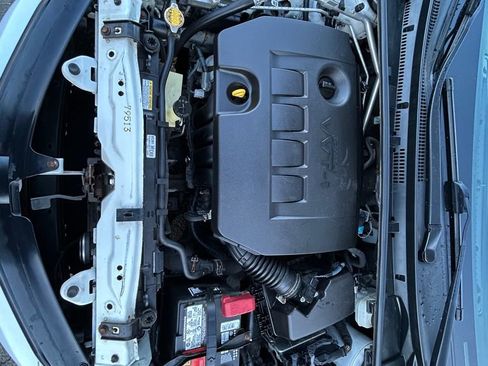 Used 2014 Toyota Corolla LE image 15