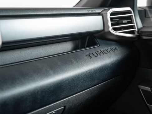 Used 2025 Toyota Tundra SR5 AWD/4WD image 17