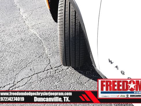 New 2025 Jeep Wagoneer L Series II w/ Premium Group I image 44