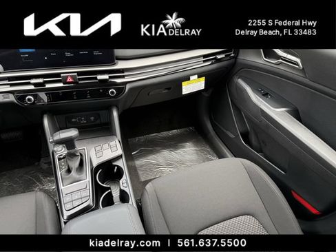 New 2026 Kia Sportage LX FWD image 13