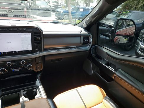 Used 2024 Ford F250 Platinum w/ Tremor Off-Road Package AWD/4WD image 15