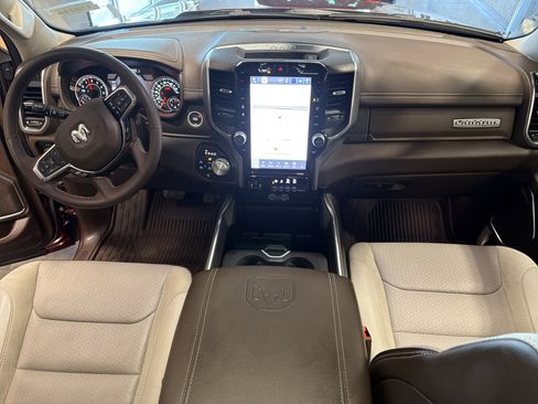 Used 2025 RAM 1500 Laramie image 5