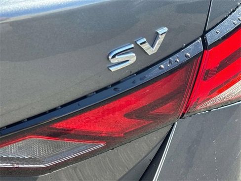 Certified 2024 Nissan Sentra SV image 7