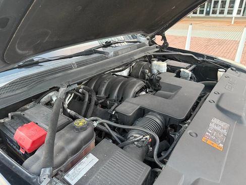 Used 2017 GMC Yukon Denali w/ Open Road Package image 27