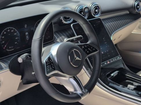 Used 2023 Mercedes-Benz C 300 Sedan image 10