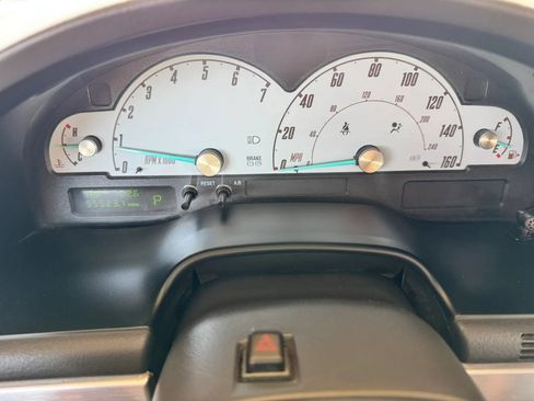 Used 2002 Ford Thunderbird RWD image 13