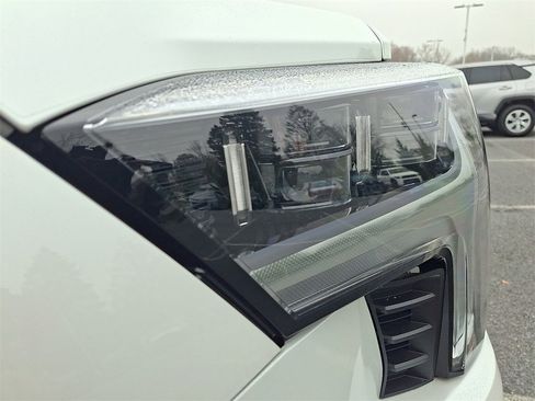 Certified 2023 Toyota Sequoia Capstone image 9