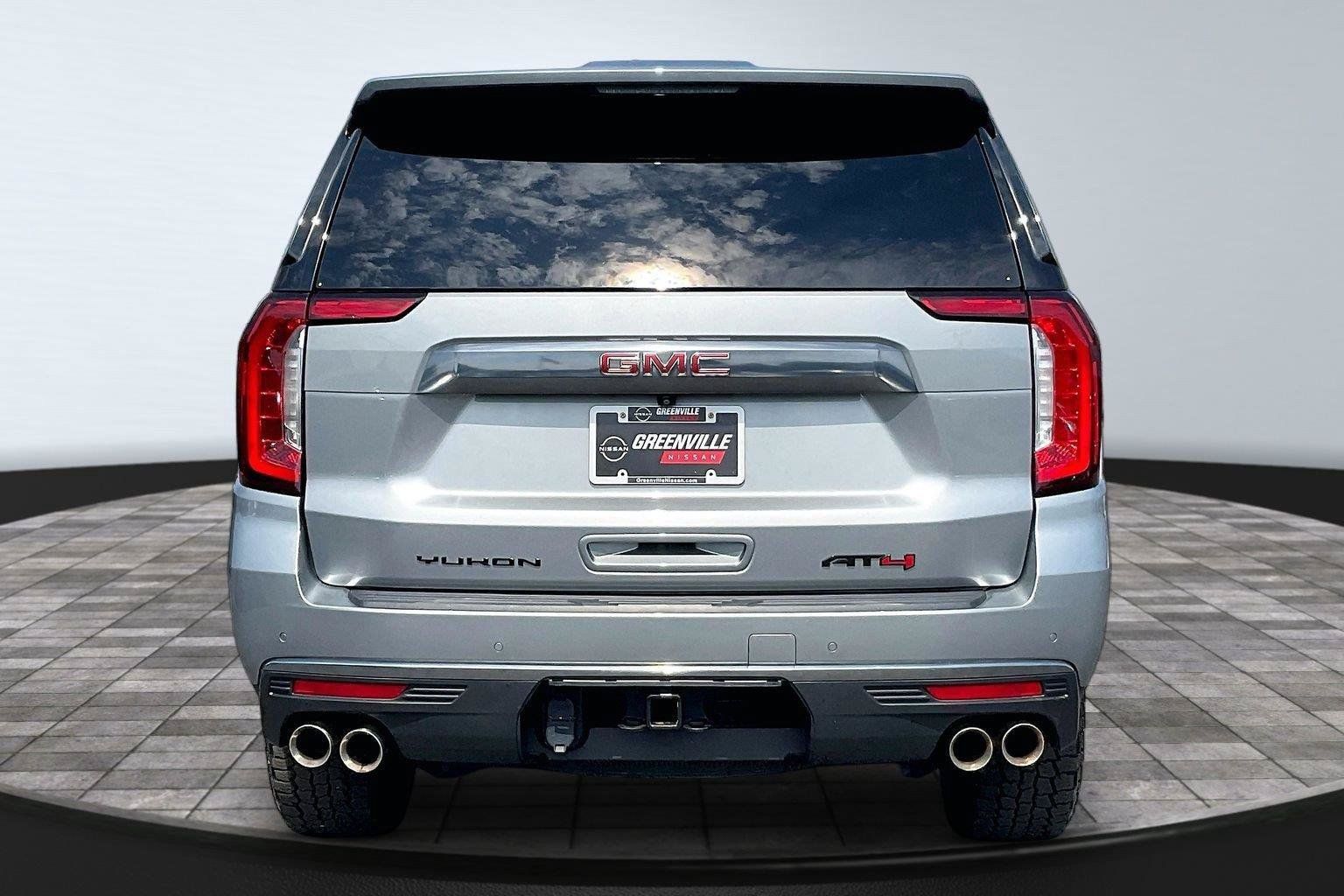 Used 2024 GMC Yukon AT4 w/ AT4 Premium Plus Package AWD/4WD image 5