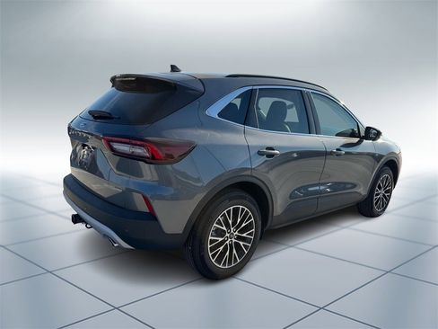 New 2025 Ford Escape Base w/ Class II Trailer Tow Package image 3