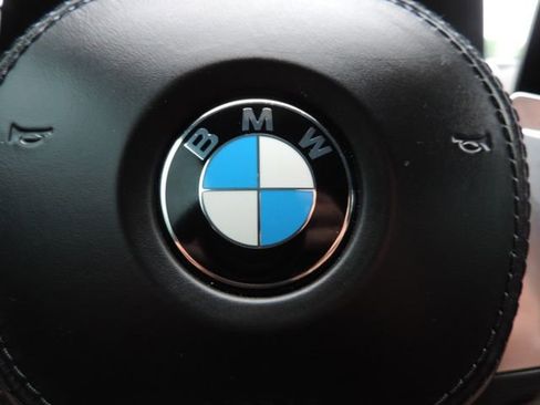 Used 2020 BMW M550i xDrive w/ Premium Package AWD/4WD image 29