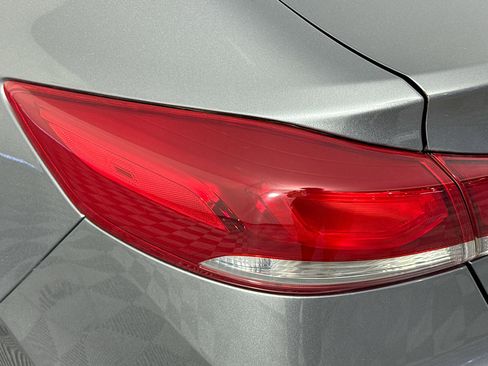 Used 2018 Hyundai Elantra Value Edition image 35