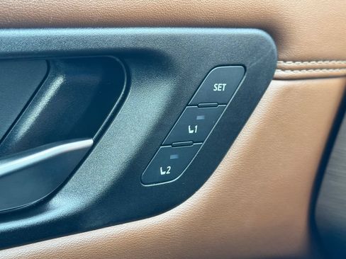 Used 2024 Nissan Pathfinder Platinum w/ Cargo Package FWD image 33