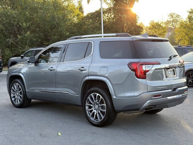 Used 2023 GMC Acadia Denali w/ Denali Ultimate Package FWD image 5