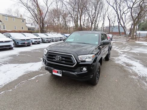 Used 2023 Toyota Tacoma SR5 image 1