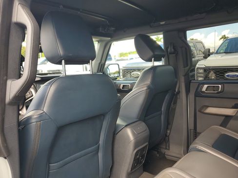 Used 2021 Ford Bronco Outer Banks image 14