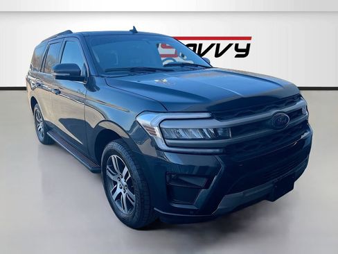Used 2023 Ford Expedition XLT RWD image 1