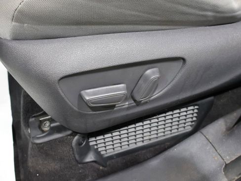 Used 2021 Toyota Sienna LE image 10