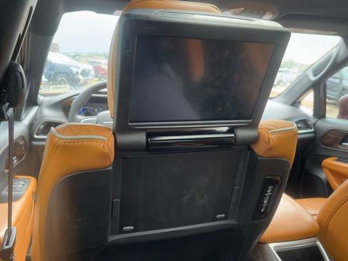 Used 2022 Chrysler Pacifica Pinnacle image 16