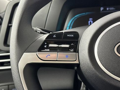 Used 2025 Hyundai Elantra Blue FWD image 21