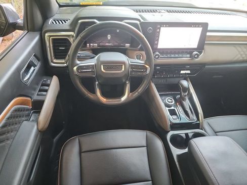 Certified 2025 GMC Canyon Denali AWD/4WD image 10