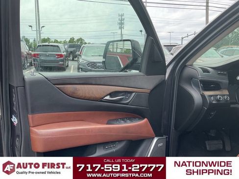 Used 2016 Cadillac Escalade ESV Premium AWD/4WD image 5