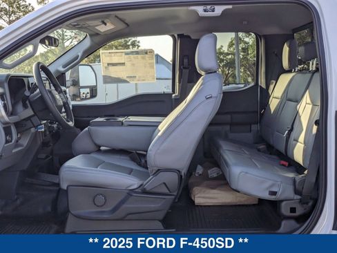 New 2025 Ford F450 XL w/ XL Chrome Package image 18