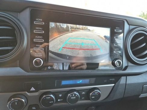 Used 2022 Toyota Tacoma SR image 28