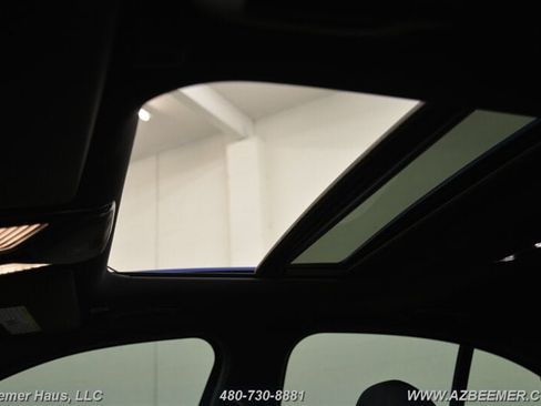Used 2020 BMW 330i xDrive Sedan w/ M Sport Package AWD/4WD image 19