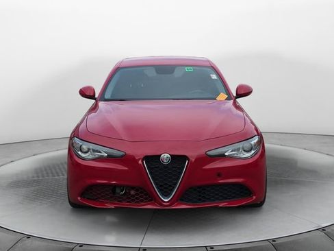 Used 2019 Alfa Romeo Giulia Sprint w/ Cold Weather Package image 8