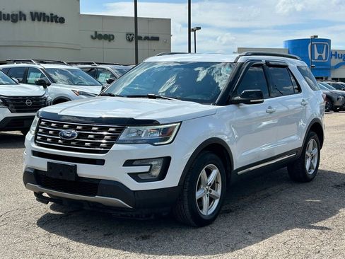 Used 2016 Ford Explorer XLT w/ Equipment Group 201A AWD/4WD image 1