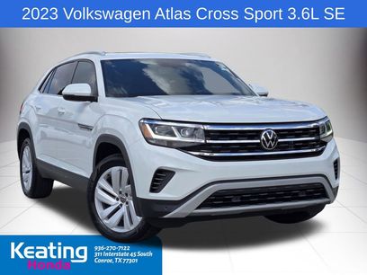 Used 2023 Volkswagen Atlas Cross Sport SE w/ Panoramic Sunroof Package
