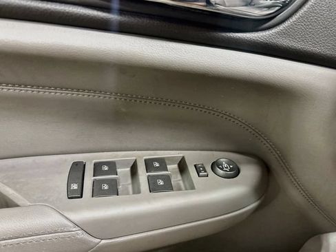 Used 2010 Cadillac SRX Luxury FWD image 14