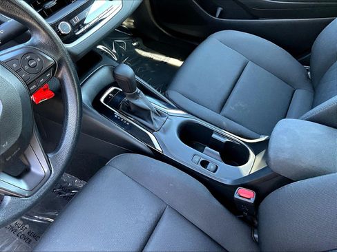 Used 2024 Toyota Corolla LE FWD image 18