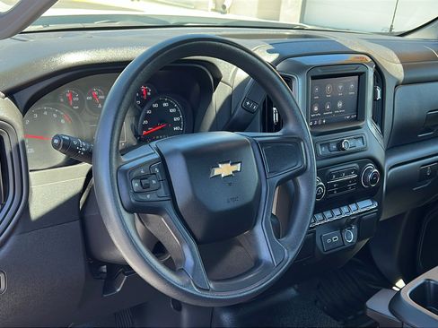 Certified 2025 Chevrolet Silverado 1500 W/T RWD image 13