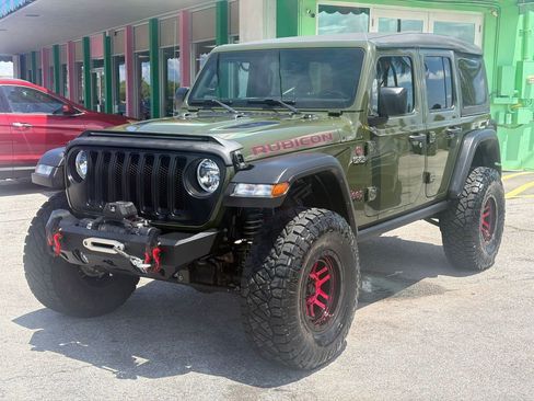 Used 2023 Jeep Wrangler Unlimited Rubicon w/ Cold Weather Group AWD/4WD image 2